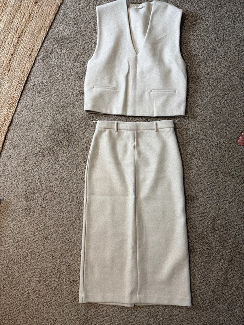 Zara NWOT oatmeal two piece skirt set M 3027